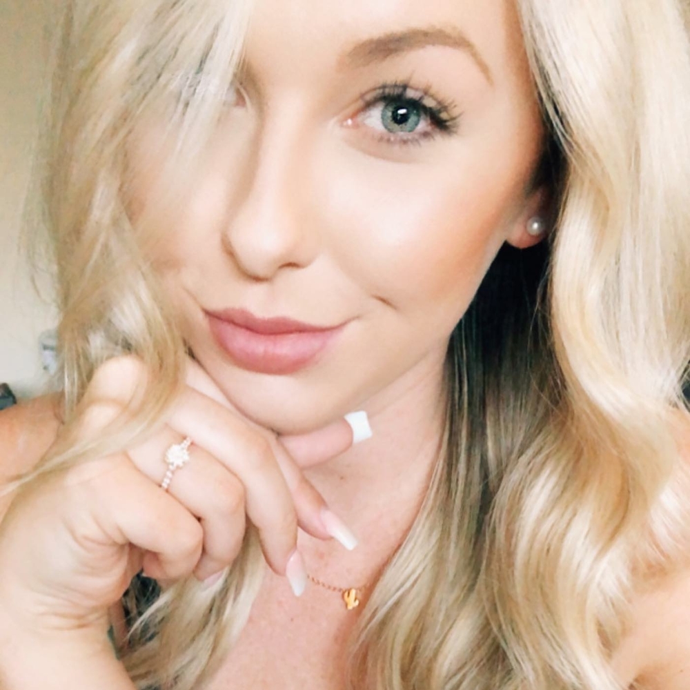 Meet your Posher, Haliegh